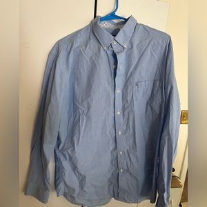 IZOD Premium Essentials Size Large Button down dress shirt